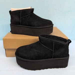 UGG Classic Ultra Mini Platform Boot Women's US 6 Black